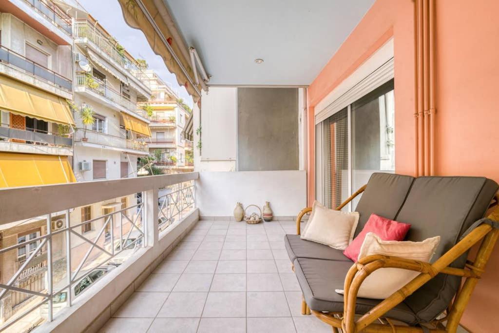 Spacious Family Flat Near Parthenon Free Parking Athena Bagian luar foto