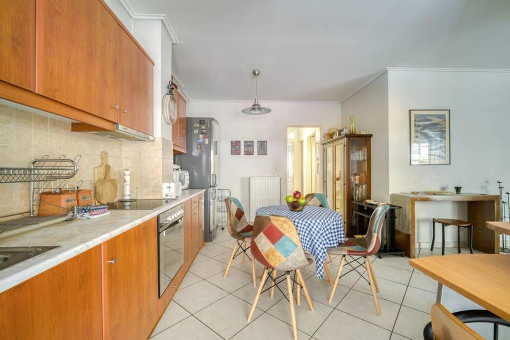 Spacious Family Flat Near Parthenon Free Parking Athena Bagian luar foto