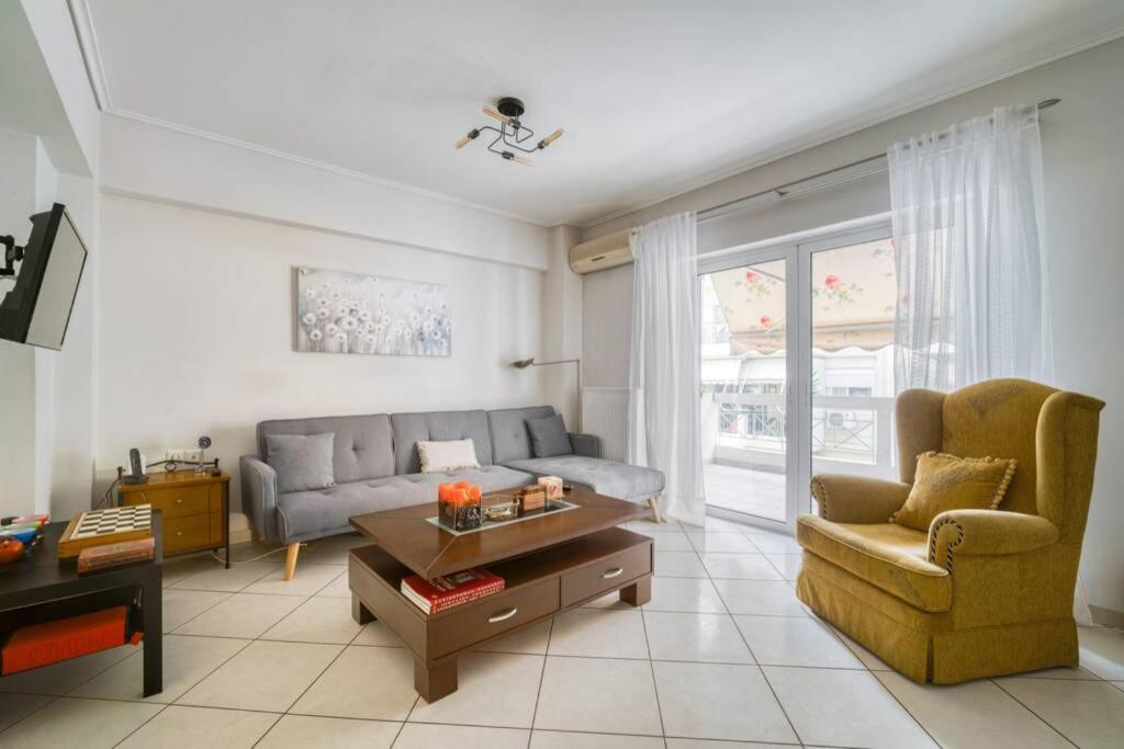 Spacious Family Flat Near Parthenon Free Parking Athena Bagian luar foto